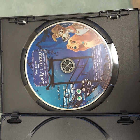 Walt Disney's Lady and the Tramp 50th Anniversary Edition DVD - Picture 6 of 8